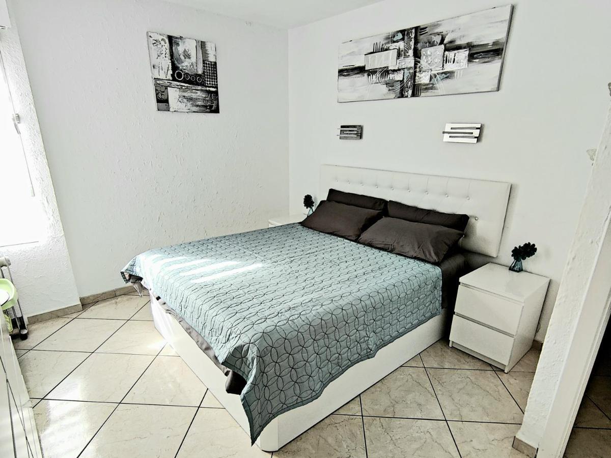 Minerva 1-Bedroom Close To The Beach Park Etc Benalmádena Exterior foto